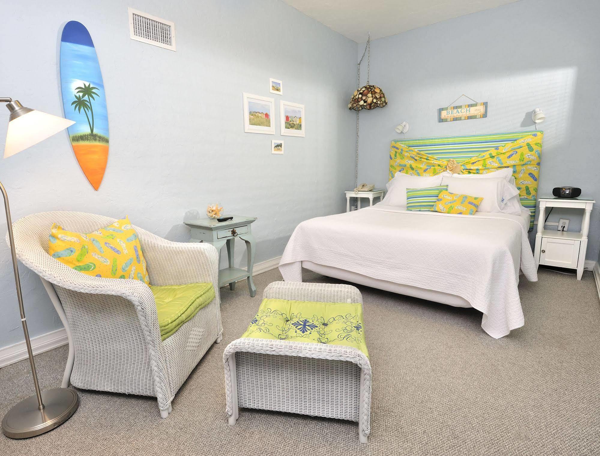 לייק וורת' Mango Inn Bed And Breakfast חדר תמונה